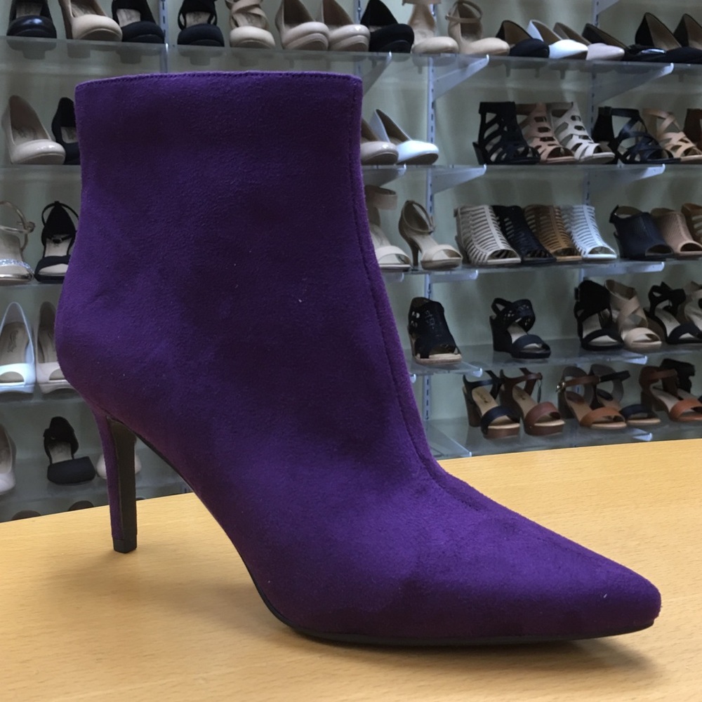 💜 Sexy Delicious PURPLE faux suede heel BOOTIE 💜 - Picture 6 of 7